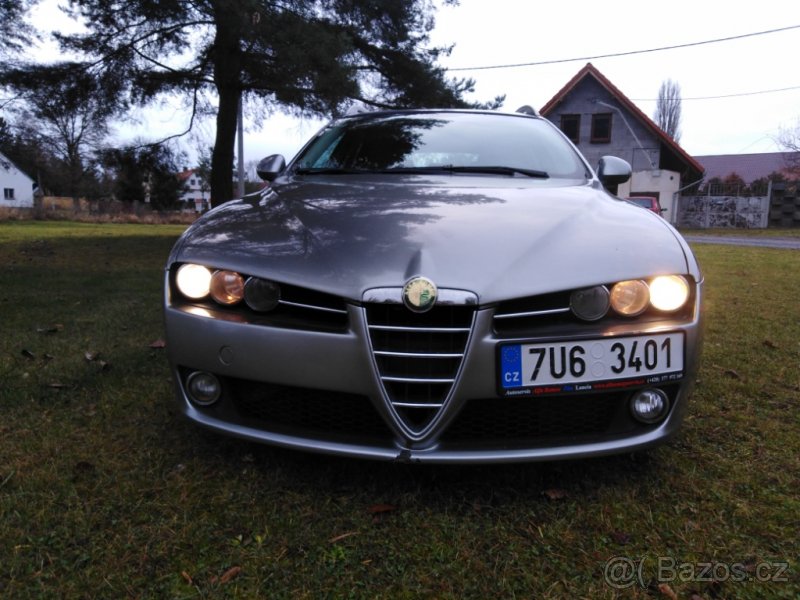 Prodám Alfa Romeo 159 v autoservisu Alfa Romeo